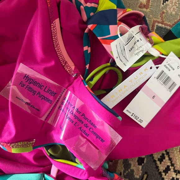 Trina Turk one piece size 6 nwt - Picture 4 of 5